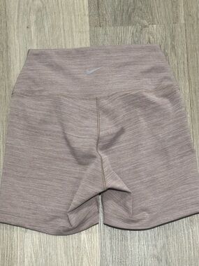 Nike Women's High-Waist Heathered Biker Shorts